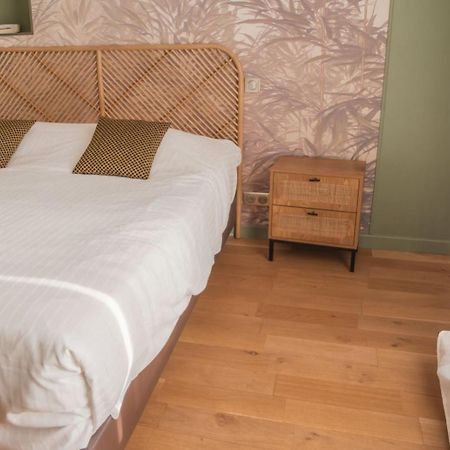 Les Galets Hotel Et B&B Бандоль Экстерьер фото