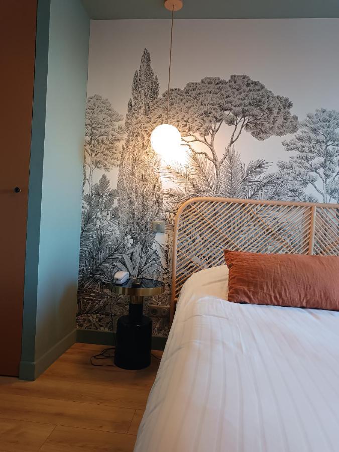 Les Galets Hotel Et B&B Бандоль Экстерьер фото