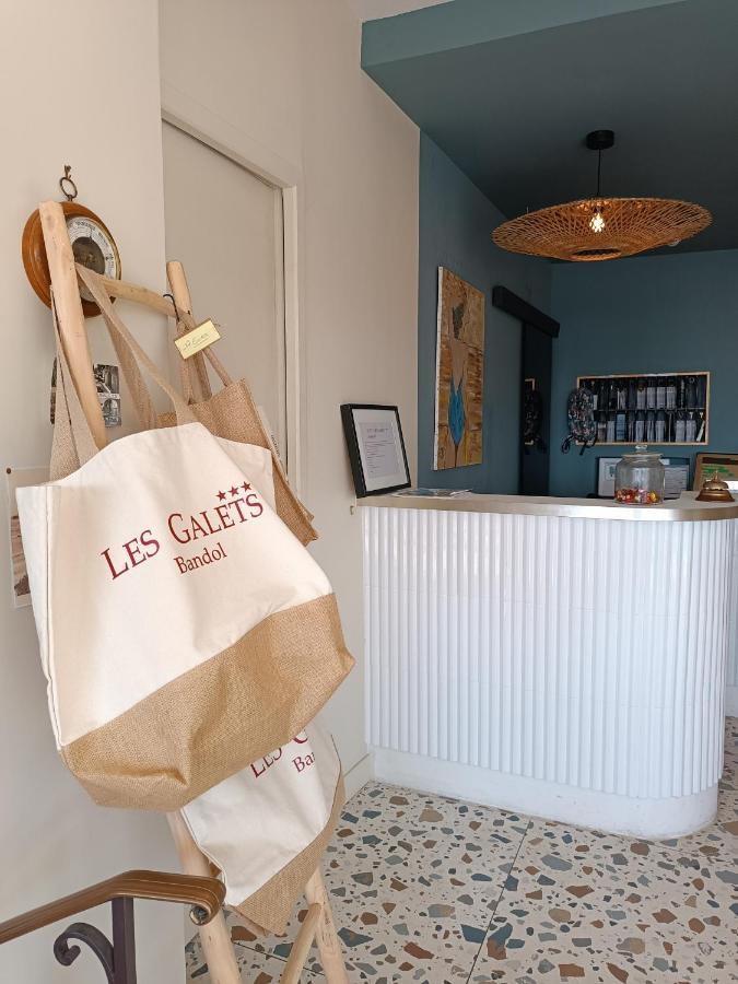 Les Galets Hotel Et B&B Бандоль Экстерьер фото