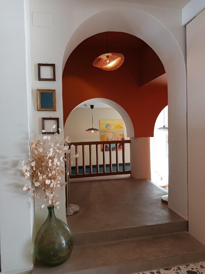 Les Galets Hotel Et B&B Бандоль Экстерьер фото