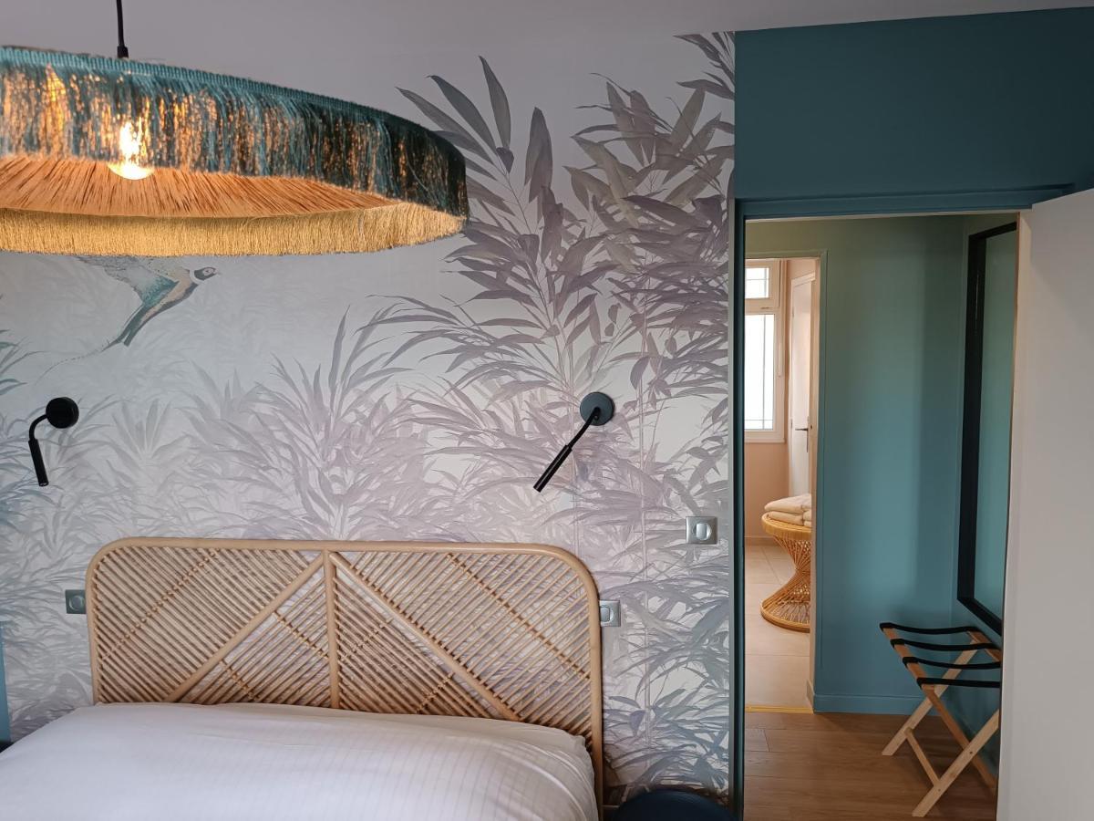 Les Galets Hotel Et B&B Бандоль Экстерьер фото