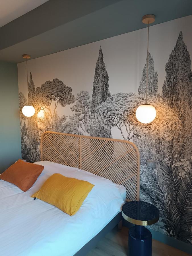 Les Galets Hotel Et B&B Бандоль Экстерьер фото