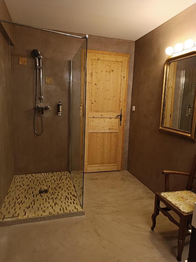 Les Galets Hotel Et B&B Бандоль Экстерьер фото